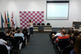 GEAAB - Grupo de Estudos e Apoio � Ado��o de Blumenau